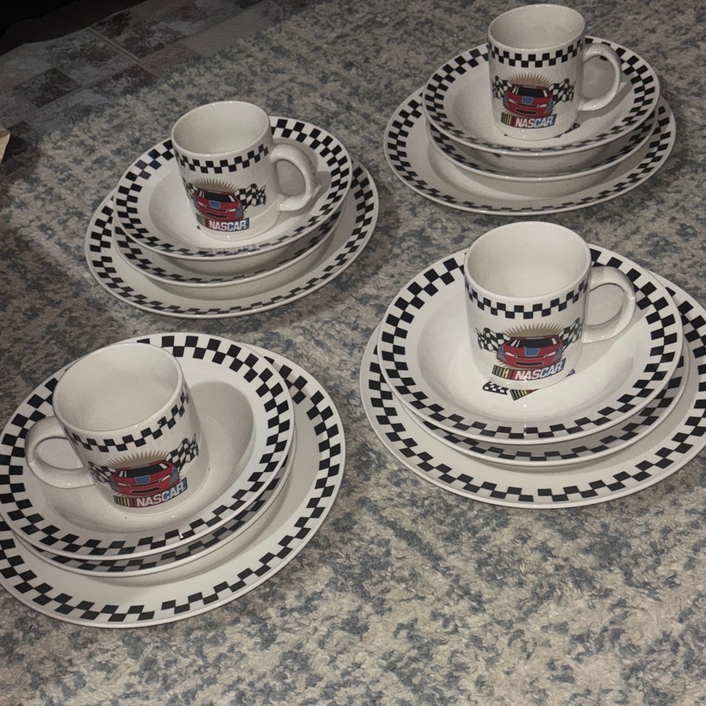 Set OF 4 Nascar Racing Checkered Dinnerware Set - Black and White NEVER USED